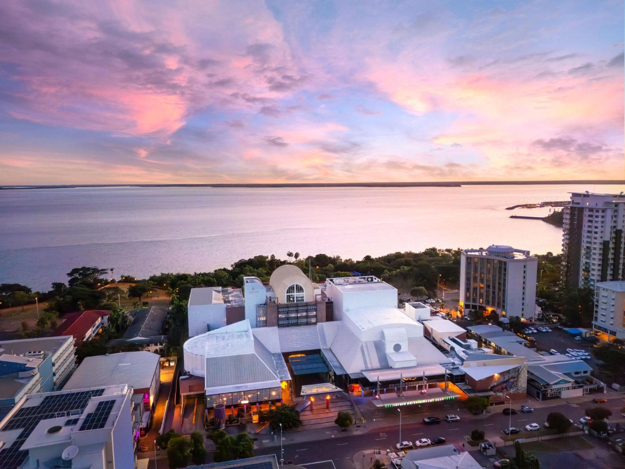 Doubletree By Hilton Esplanade Darwin Hotel Ngoại thất bức ảnh